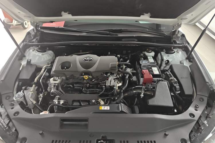 Used Toyota Avalon 2021 2.5L Luxury Edition Engine Bay