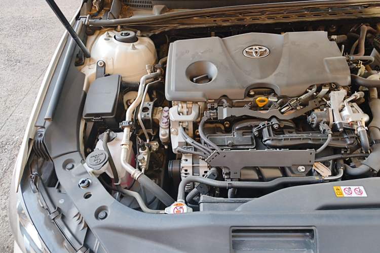 Used Toyota Avalon 2021 2.5L Luxury Edition Engine Bay Right