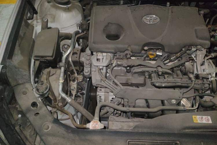 Used Toyota Avalon 2021 2.5L Luxury Edition Engine Bay Right