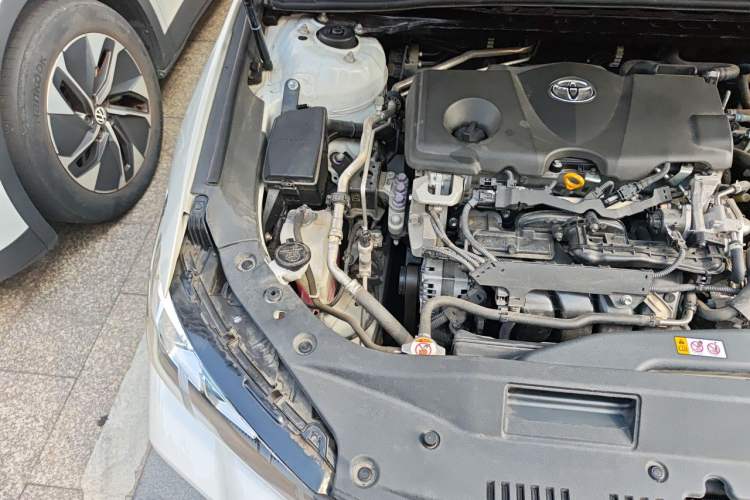 Used Toyota Avalon 2021 2.5L Luxury Edition Engine Bay Right