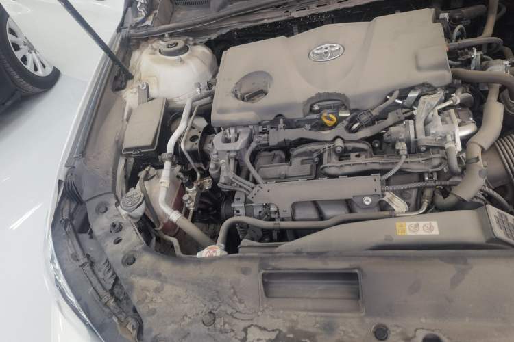 Used Toyota Avalon 2021 2.5L Luxury Edition Engine Bay Right