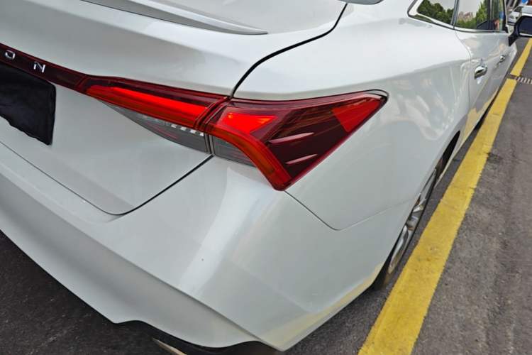 Used Toyota Avalon 2021 2.5L Luxury Edition Exterior 3
