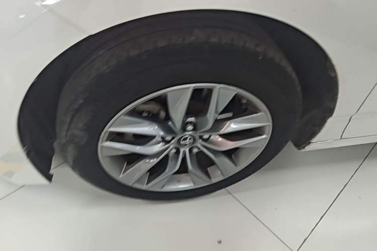 Used Toyota Avalon 2021 2.5L Luxury Edition Exterior 4