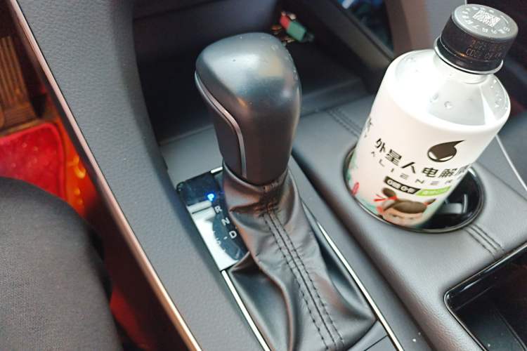 Used Toyota Avalon 2021 2.5L Luxury Edition Gear Lever