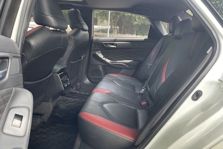 Used Toyota Avalon 2021 2.5L Touring Prestige SPORT Edition Interior 2