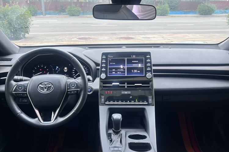 Used Toyota Avalon 2021 2.5L Luxury Edition Interior 2