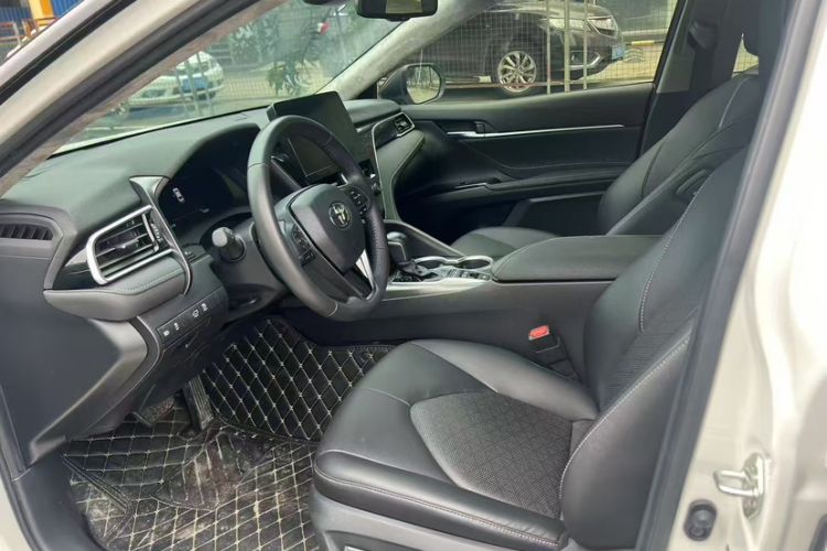 Used Toyota Avalon 2021 2.5L Luxury Edition Interior 2