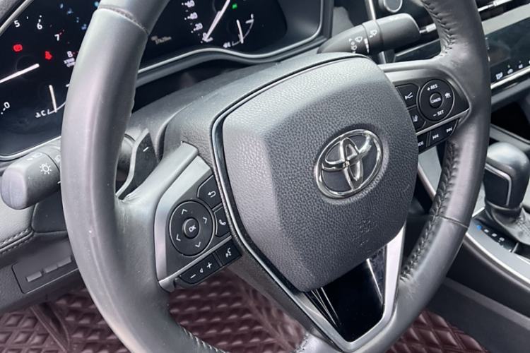 Used Toyota Avalon 2021 2.5L Luxury Edition Interior 3