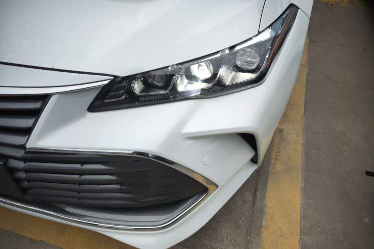Used Toyota Avalon 2021 2.5L Luxury Edition Left Front Headlight