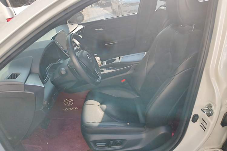 Used Toyota Avalon 2021 2.5L Luxury Edition Left Front Seat