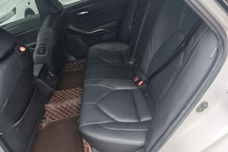 Used Toyota Avalon 2021 2.5L Luxury Edition Left Rear Seat