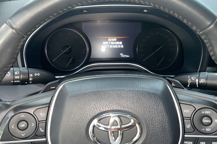 Used Toyota Avalon 2021 2.5L Touring Prestige SPORT Edition Odometer Close Up
