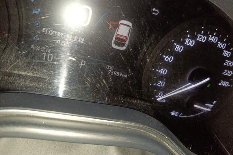 Used Toyota Avalon 2021 2.5L Luxury Edition Odometer Close Up