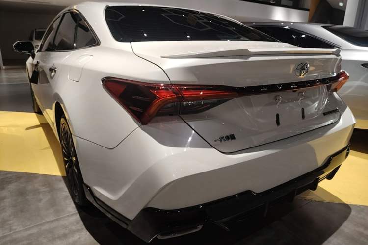 Used Toyota Avalon 2021 2.5L Touring Prestige SPORT Edition Rear Left 45 Deg