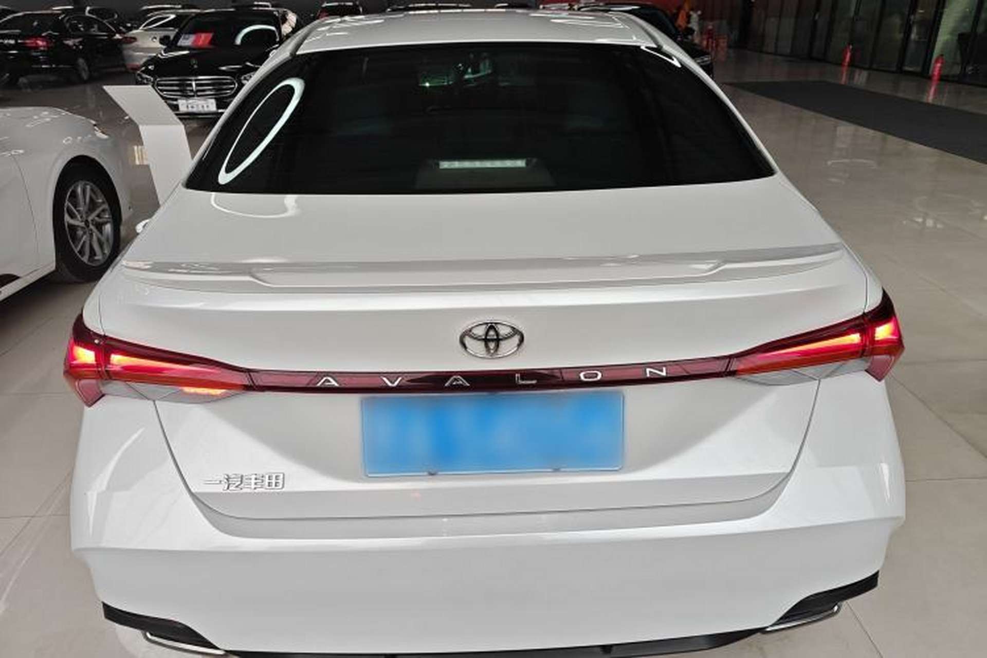 Used Toyota Avalon 2021 2.5L Luxury Edition Rear