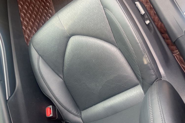 Used Toyota Avalon 2021 2.5L Luxury Edition Right Front Seat