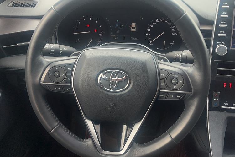 Used Toyota Avalon 2021 2.5L Luxury Edition Steering Wheel
