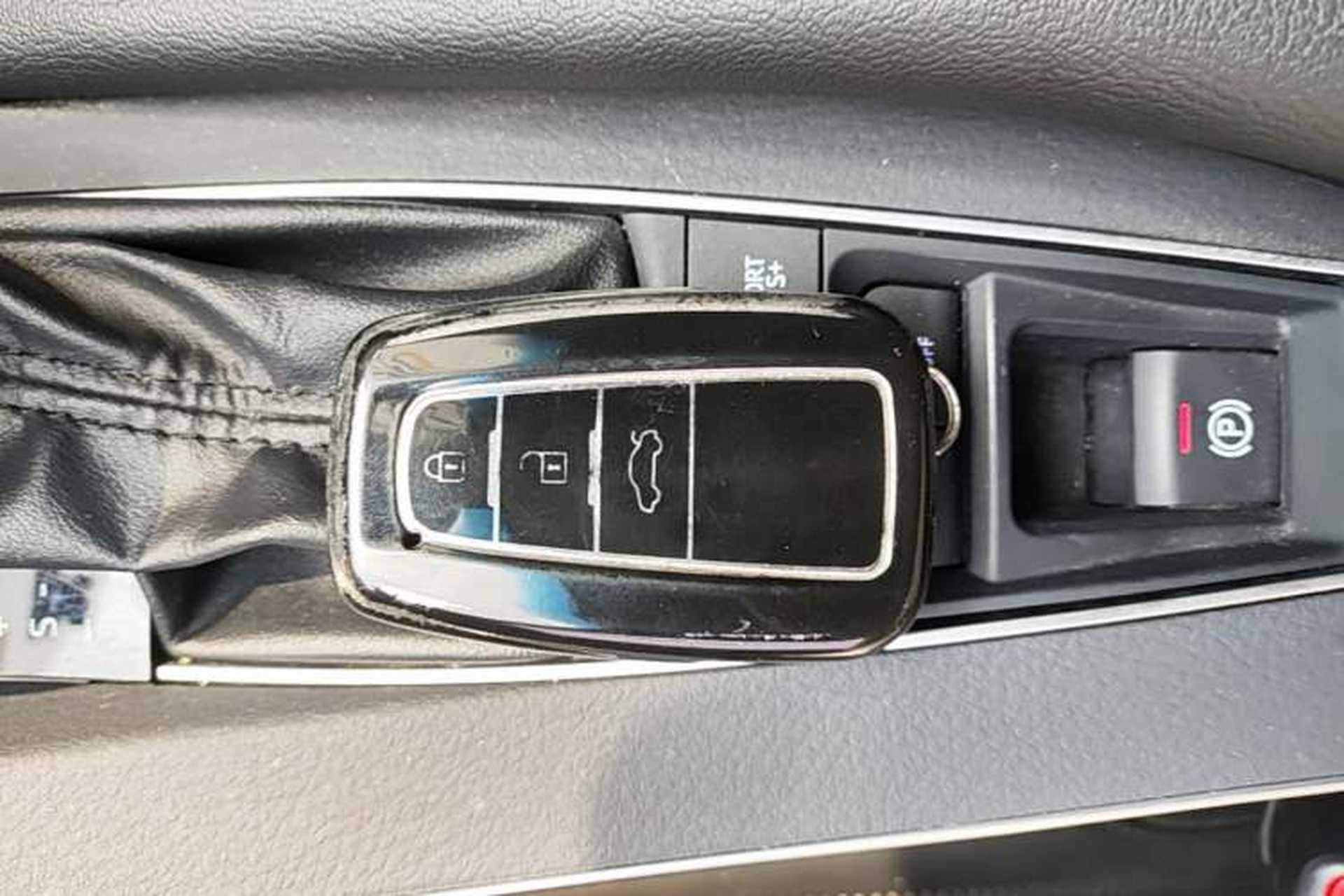 Used Toyota Avalon 2021 2.5L Luxury Edition Vehicle Key