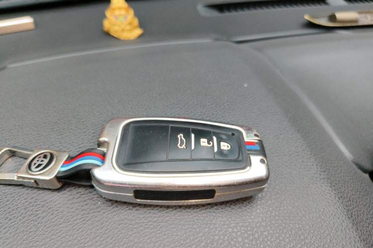 Used Toyota Avalon 2021 2.5L Luxury Edition Vehicle Key