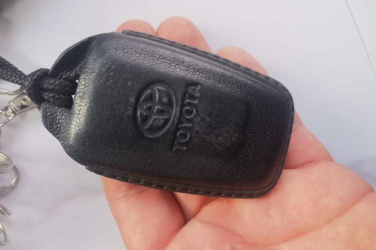 Used Toyota Avalon 2021 2.5L Luxury Edition Vehicle Key
