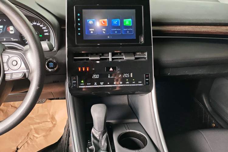 Used Toyota Avalon 2022 2.0L Ambition Edition Audio And AC Panel