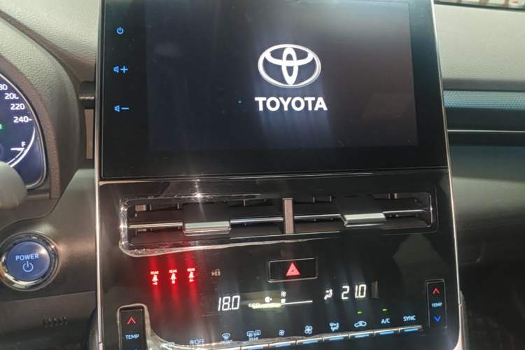 Used Toyota Avalon 2022 Dual-Engine 2.5L Luxury Edition Audio And AC Panel