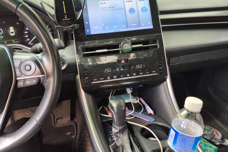 Used Toyota Avalon 2022 2.5L Luxury Edition Audio And AC Panel
