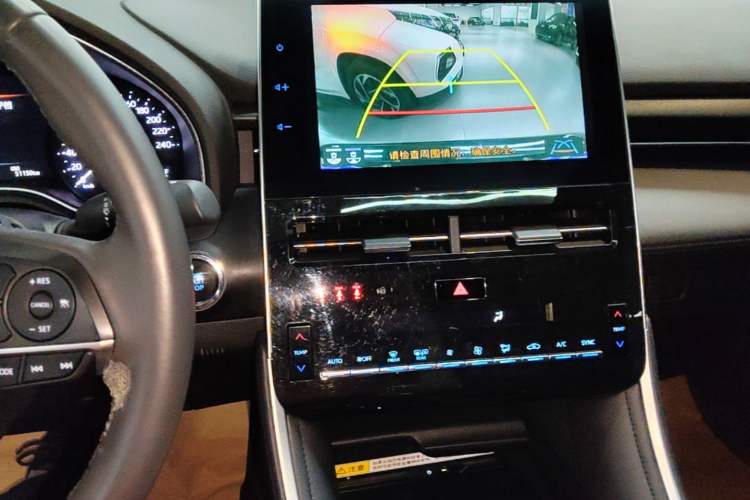 Used Toyota Avalon 2022 2.0L Luxury Edition Audio And AC Panel