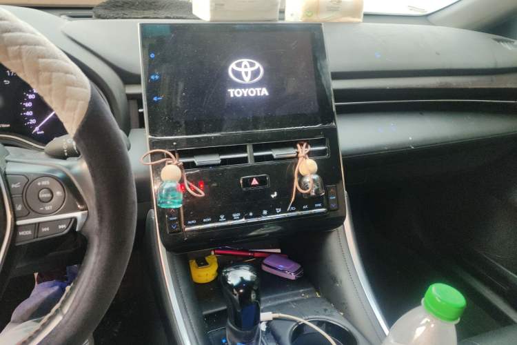 Used Toyota Avalon 2022 2.0L Luxury Edition Audio And AC Panel