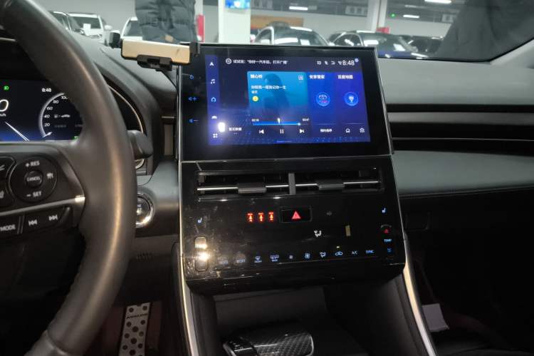 Used Toyota Avalon 2022 2.5L Touring Premium Edition Audio And AC Panel