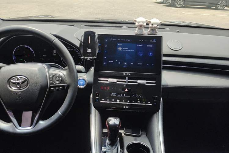 Used Toyota Avalon 2022 Dual-Engine 2.5L Luxury Edition Audio And AC Panel