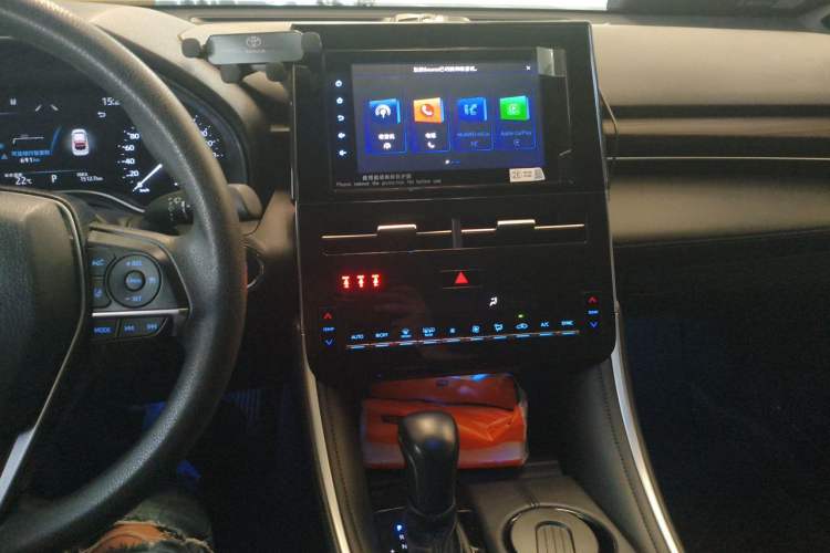 Used Toyota Avalon 2022 2.0L Ambition Edition Audio And AC Panel