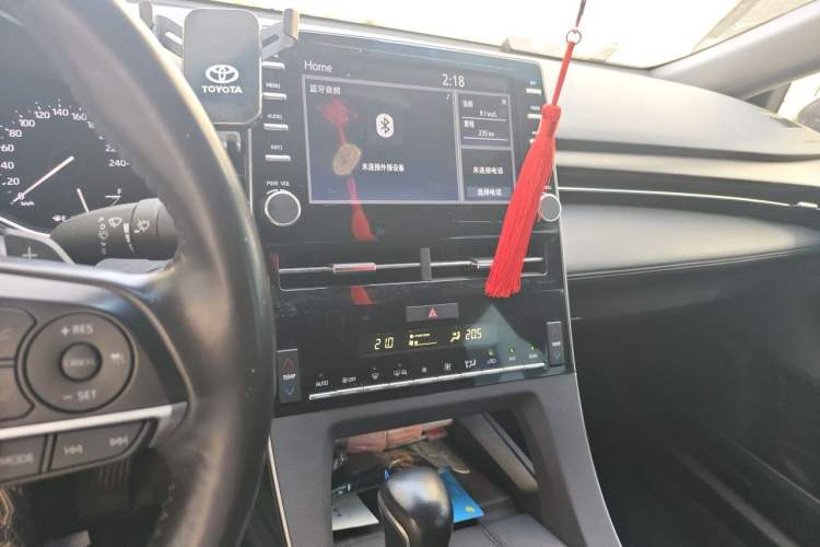 Used Toyota Avalon 2022 2.5L Luxury Edition Audio And AC Panel