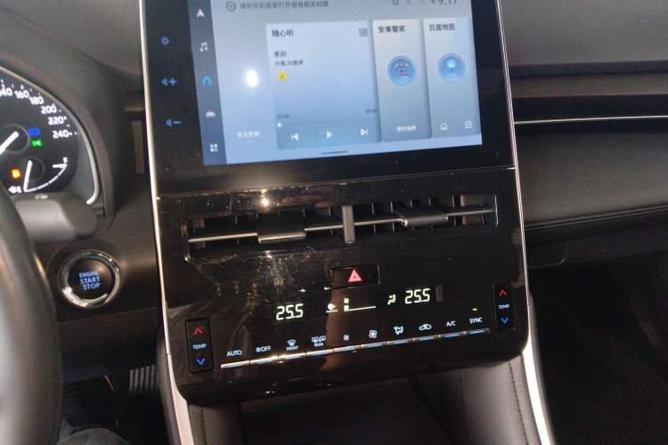 Used Toyota Avalon 2022 2.0L Luxury Edition Audio And AC Panel