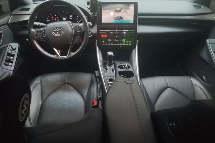Used Toyota Avalon 2022 2.0L Luxury Edition Center Console