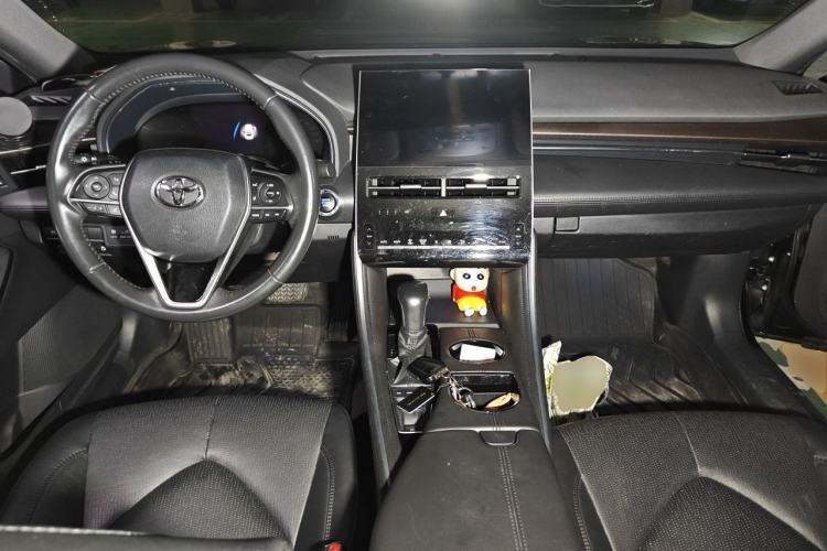 Used Toyota Avalon 2022 2.5L Luxury Edition Center Console