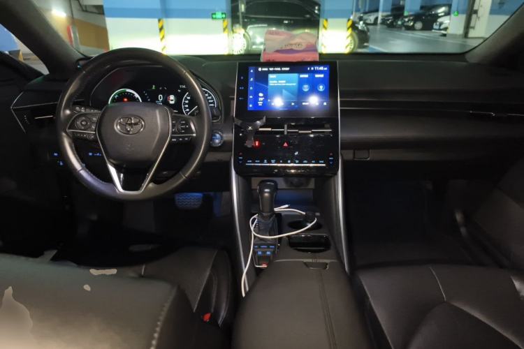 Used Toyota Avalon 2022 Dual-Engine 2.5L Luxury Edition Center Console