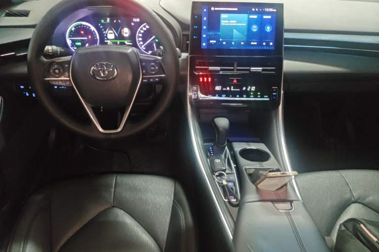 Used Toyota Avalon 2022 Dual-Engine 2.5L Luxury Edition Center Console