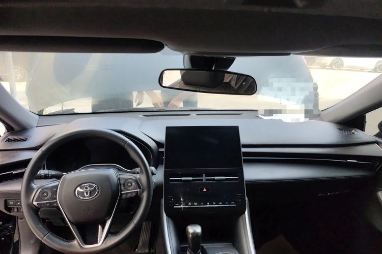 Used Toyota Avalon 2022 2.0L Luxury Edition Center Console
