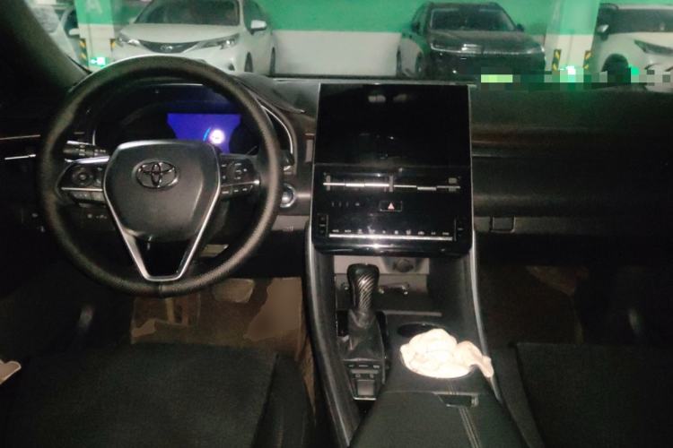 Used Toyota Avalon 2022 2.5L Luxury Edition Center Console