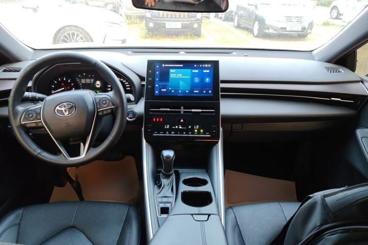 Used Toyota Avalon 2022 2.5L Luxury Edition Center Console