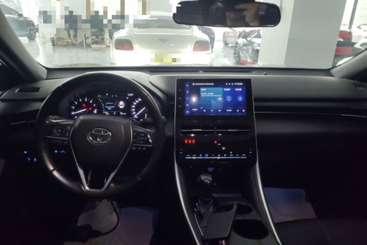 Used Toyota Avalon 2022 2.0L Luxury Edition Center Console
