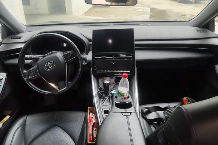 Used Toyota Avalon 2022 2.0L Luxury Edition Center Console
