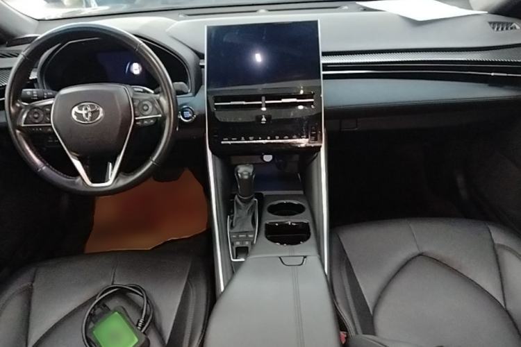 Used Toyota Avalon 2022 2.5L Ambition Edition Center Console