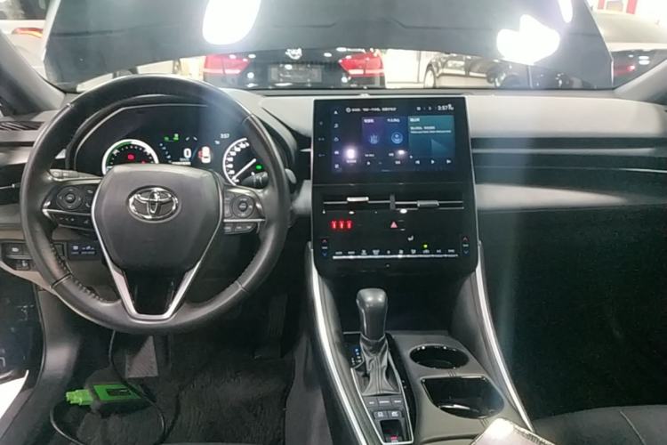 Used Toyota Avalon 2022 Dual-Engine 2.5L Luxury Edition Center Console