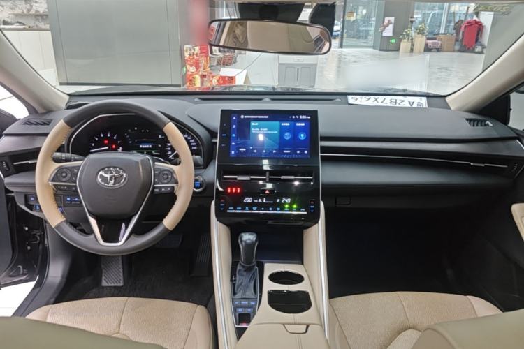 Used Toyota Avalon 2022 2.5L Luxury Edition Center Console