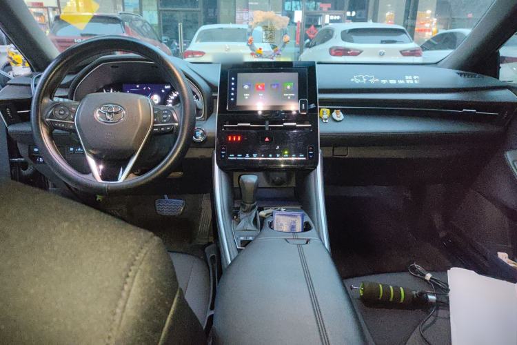 Used Toyota Avalon 2022 2.0L Ambition Edition Center Console