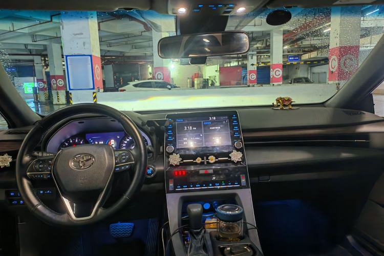 Used Toyota Avalon 2022 2.0L Ambition Edition Center Console