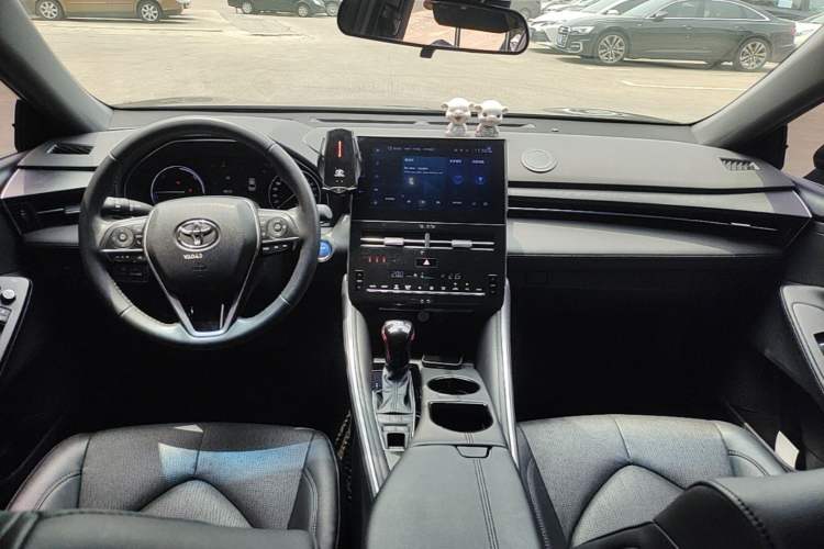 Used Toyota Avalon 2022 Dual-Engine 2.5L Luxury Edition Center Console