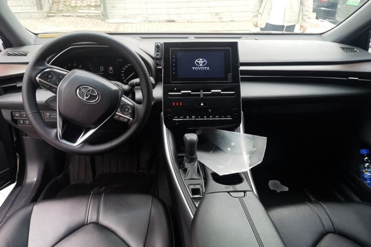 Used Toyota Avalon 2022 2.0L Ambition Edition Center Console